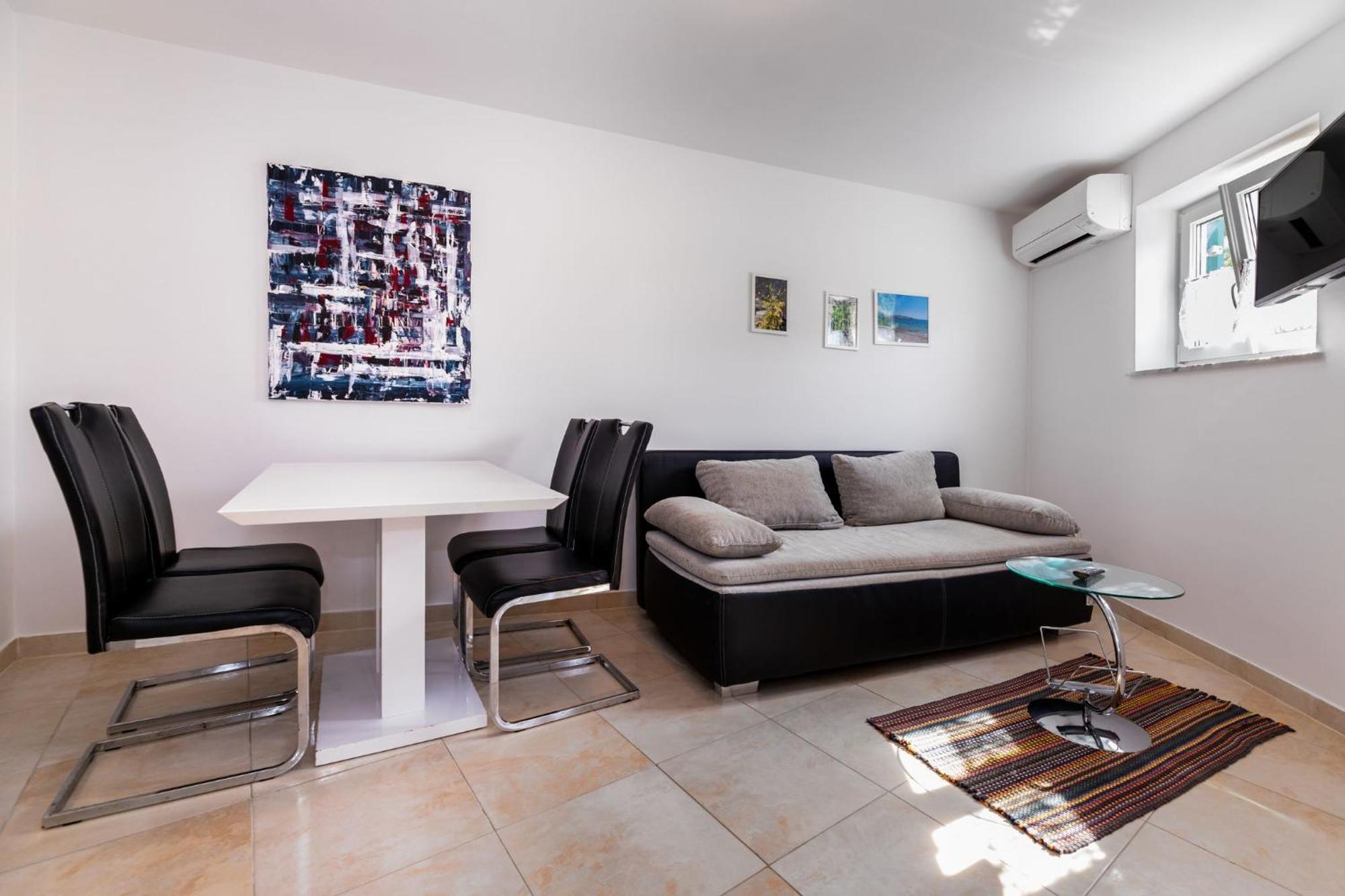 Apartments Oleander Kricin Baška Екстериор снимка