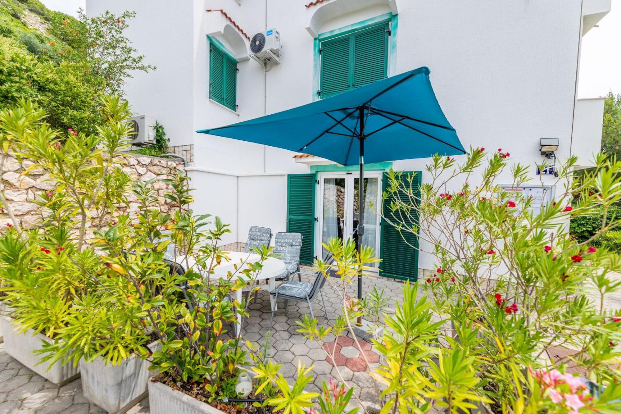 Apartments Oleander Kricin Baška Екстериор снимка